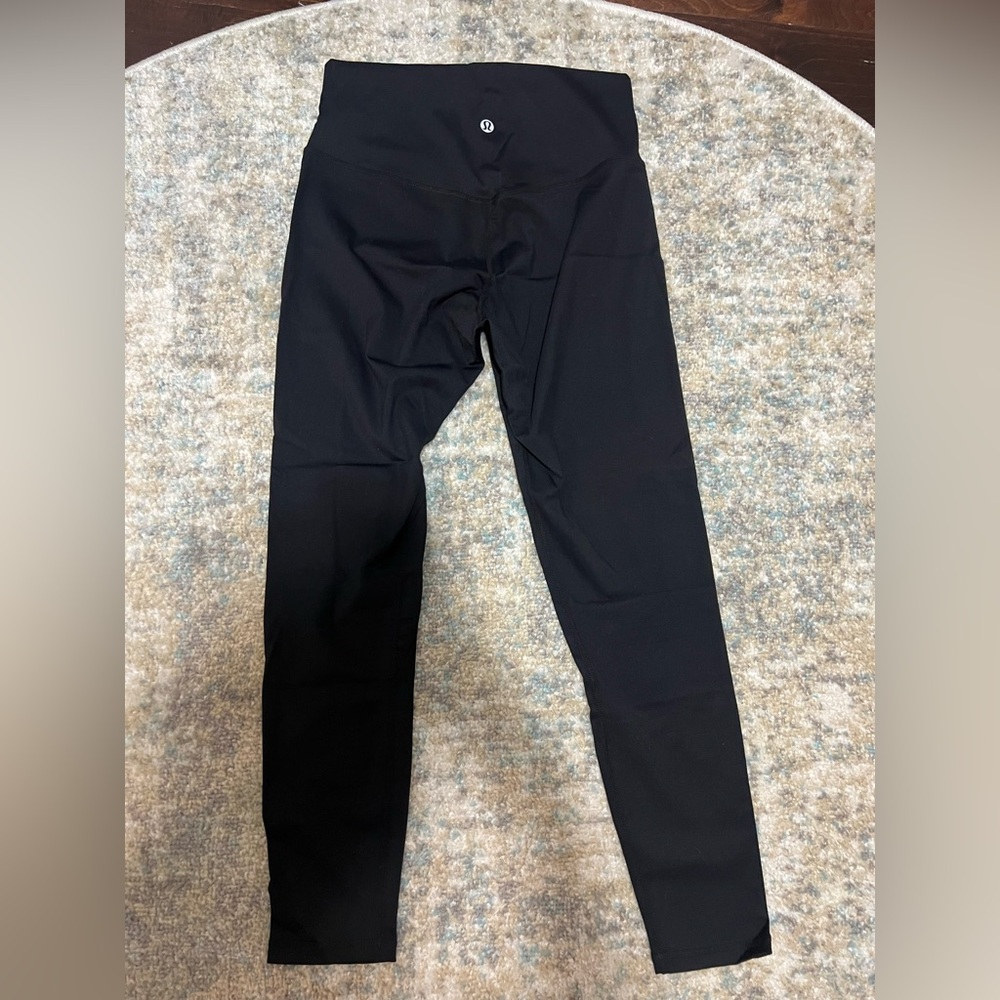 Black Lululemon leggings